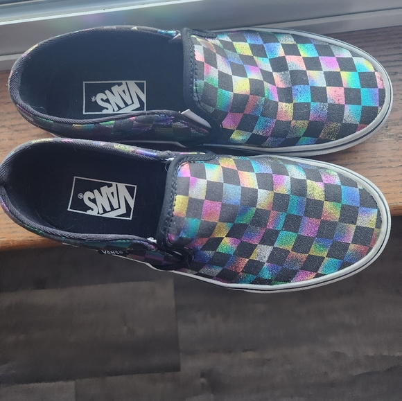 Vans - Picture 1 of 1